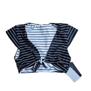 California kisses womens juniors Sz XS black white striped bikini top